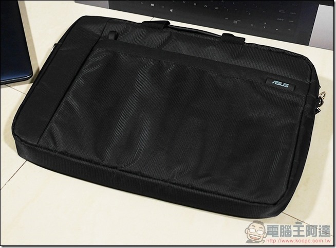 ASUS ZenBook Pro UX550 开箱 -26