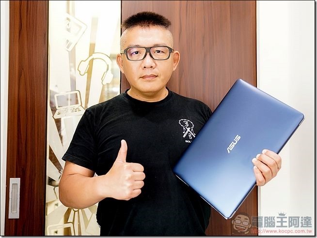 ASUS ZenBook Pro UX550 开箱 -29
