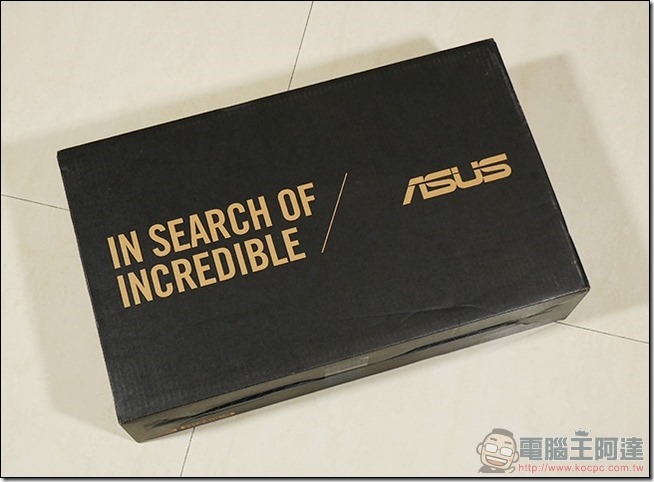 ASUS ZenBook Pro UX550 开箱 -02