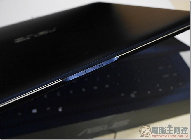 ASUS ZenBook Pro UX550 开箱 -14