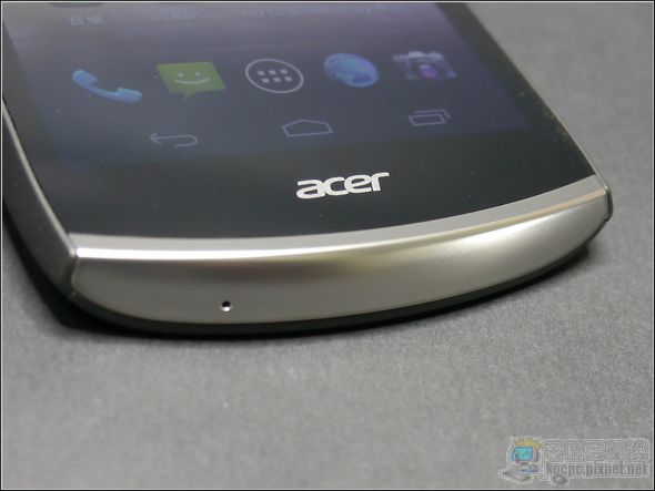 Acer S500外观12