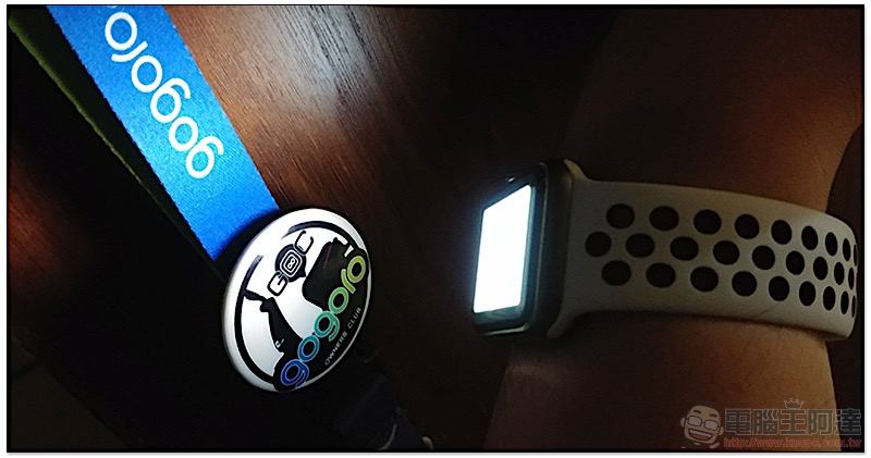 Apple Watch 内建手电筒