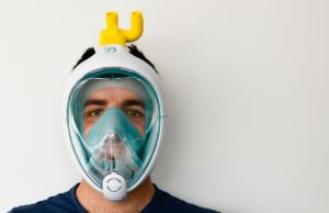 呼吸器严重短缺，意大利工程师把潜水面罩改造成医用呼吸器