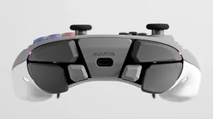 Genki's Manta Controller Packs a Mountain of Features—and a Screen