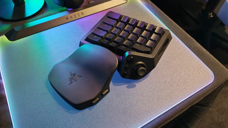 Razer's Tartarus V2 Pro Brings Back the Gaming Keypad After 13 Years