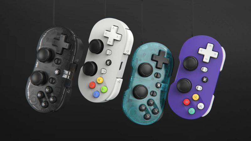 CRKD Atom+ Finally Ships After Delays, Brings Thumbsticks to Tiny Controller