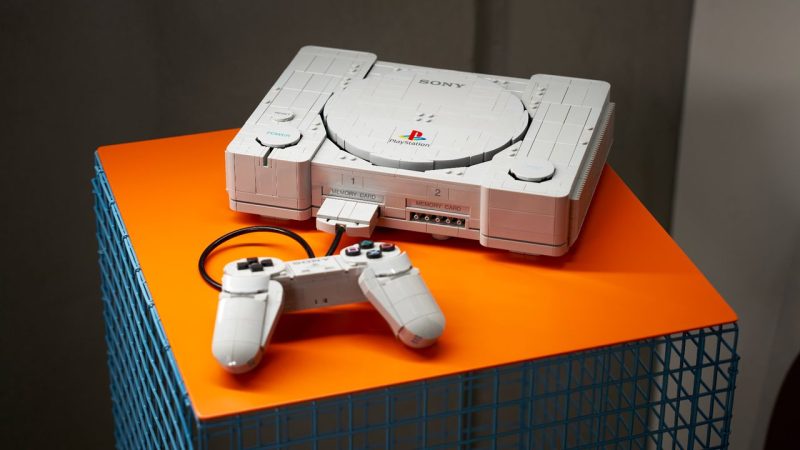 Lego PlayStation Set Hides Secret Dioramas – October Release