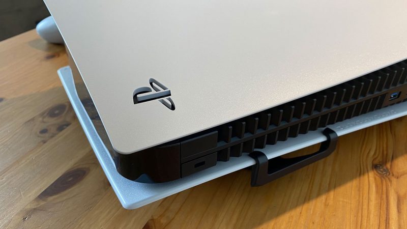 PS5 Linux Dev Quits as AI 