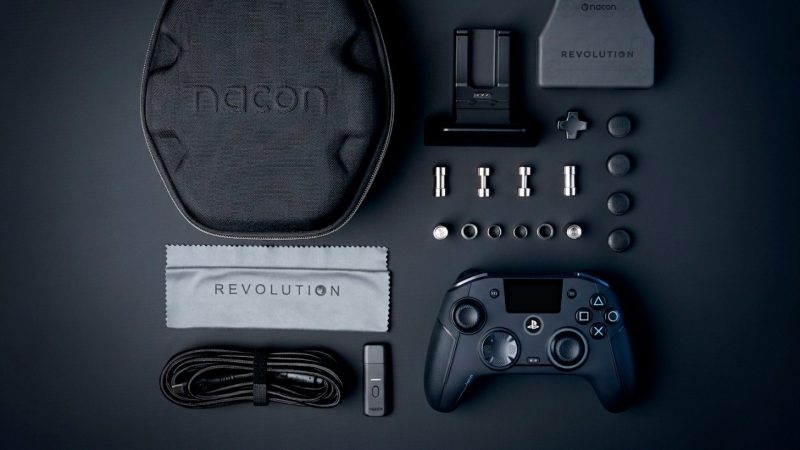 Nacon Revolution 5 Unlimited: First PS5 Controller with Screen & Dock