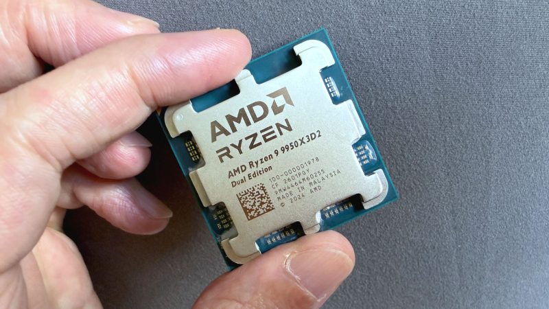 Amazon Scam Alert: Fake AMD Ryzen 9 9950X3D2 Sold as New?